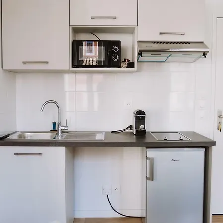 Bright And Renovated Studio // 5min From The Train Station トゥールーズ